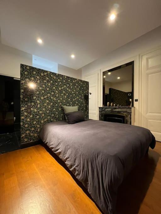 Stunning In The Center Of ! Appartement